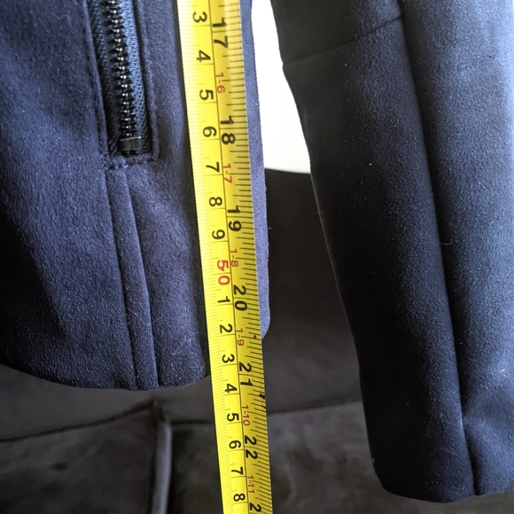 Vince Camuto Jacket/Blue faux suede/Small - Picture 6 of 6